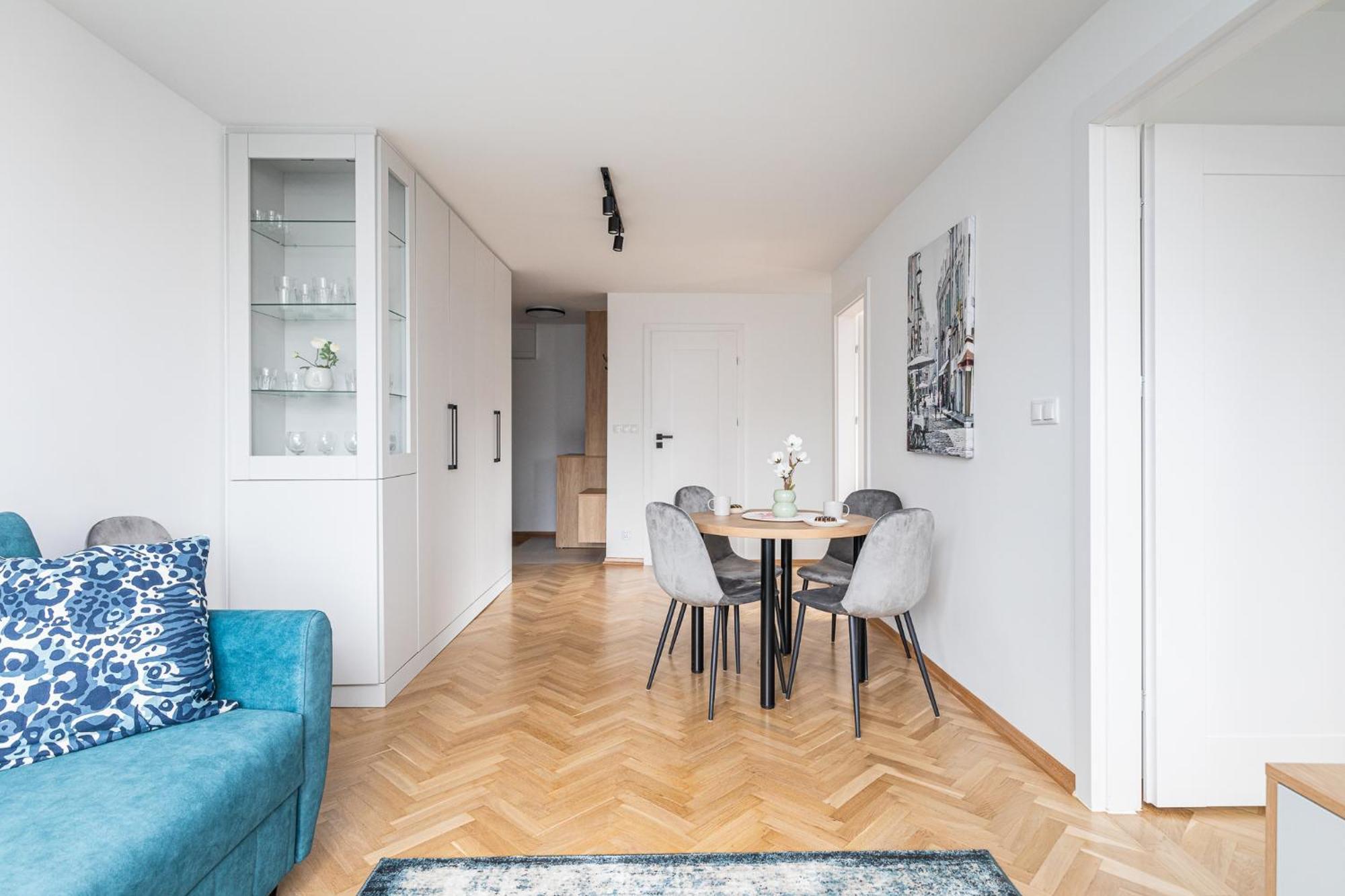 Superapart Zelazna 34 Warschau